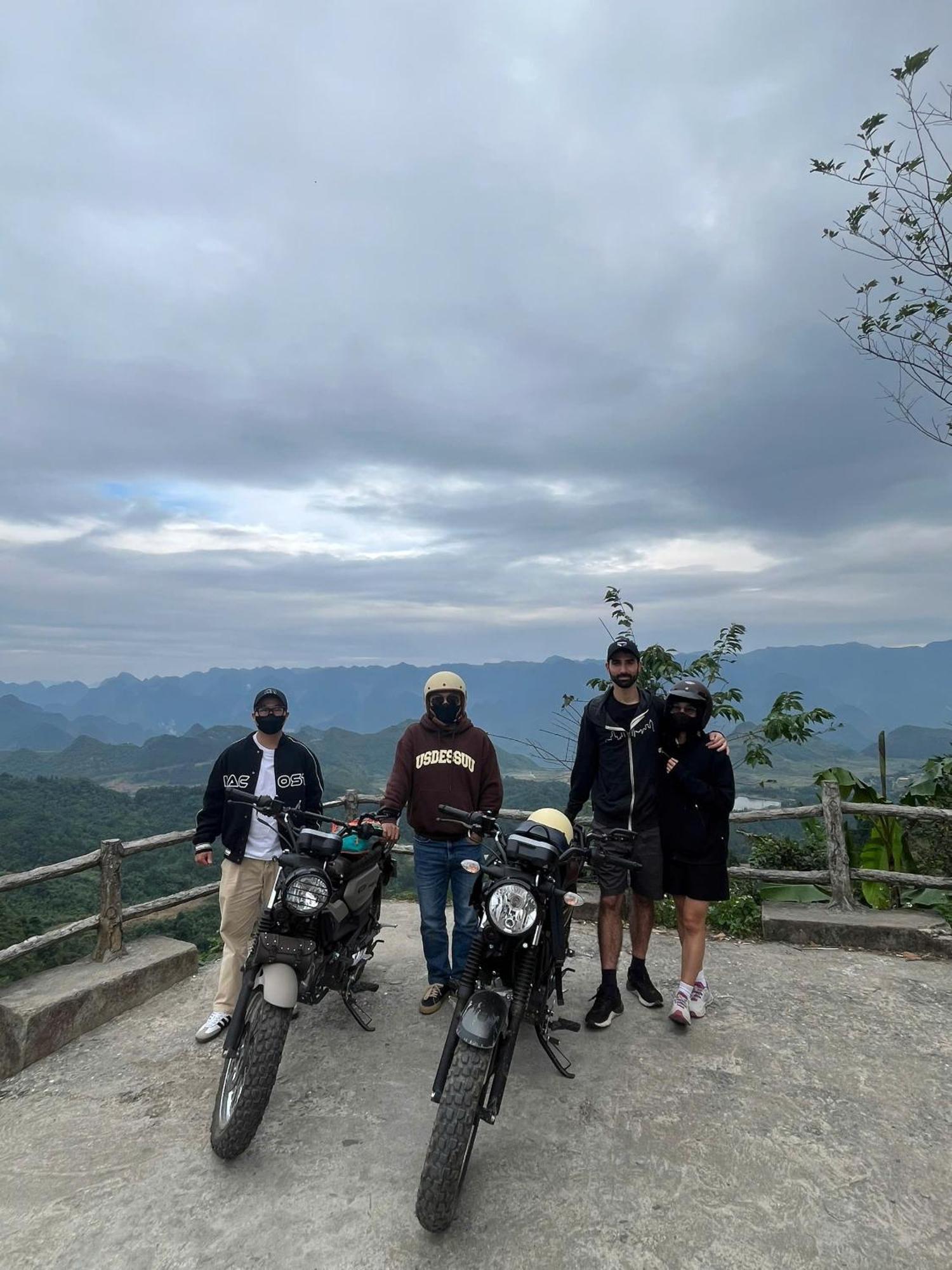 Lake House Ha Giang Exterior photo
